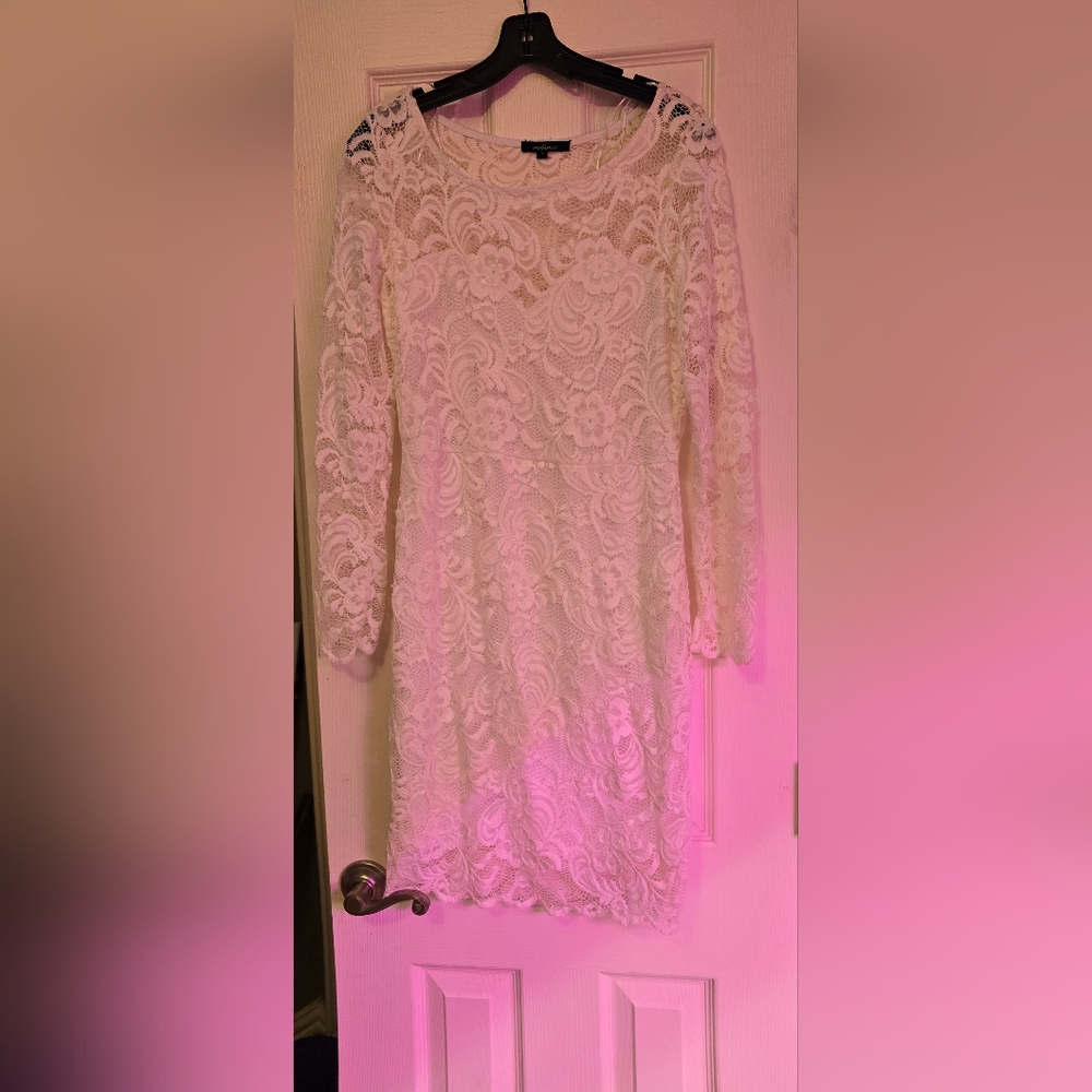 White lace dress